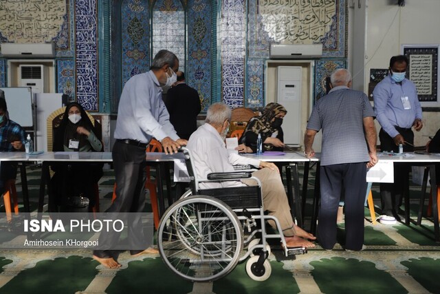 /ویدئو/مشارکت چشمگیر مردم بندرعباس در انتخابات ۱۴۰۰ /ویدئو/مشارکت چشمگیر مردم بندرعباس در انتخابات ۱۴۰۰