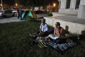 اسکان شبانه مردم بندرعباس در پارکها پس از زلزله