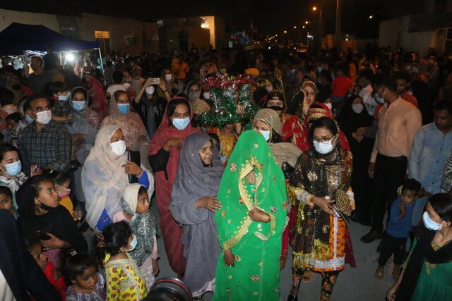 جشنواره بازیهای بومی محلی همراه با آیین های سنتی بندرعباس برگزار شد