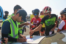 مسابقات دوچرخه سواری سرعت در بندرعباس