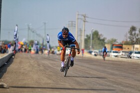 مسابقات دوچرخه سواری سرعت در بندرعباس