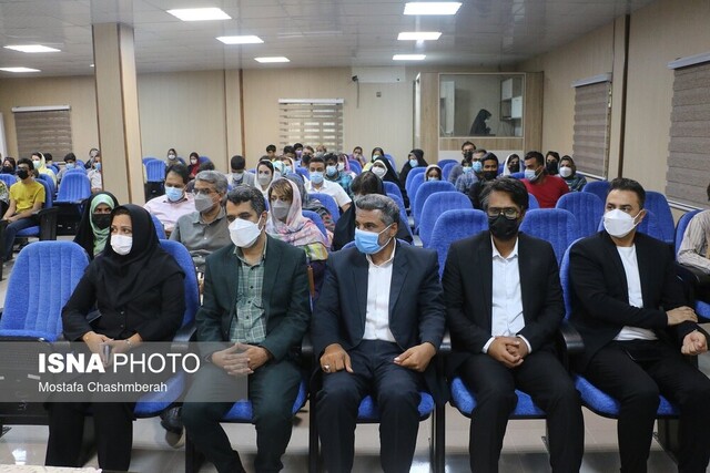  آئین رونمایی از کتاب "بچه‌های زمین" برگزار شد