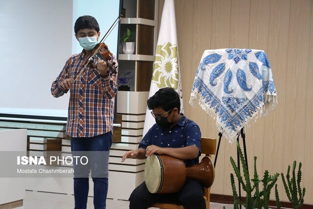  آئین رونمایی از کتاب "بچه‌های زمین" برگزار شد