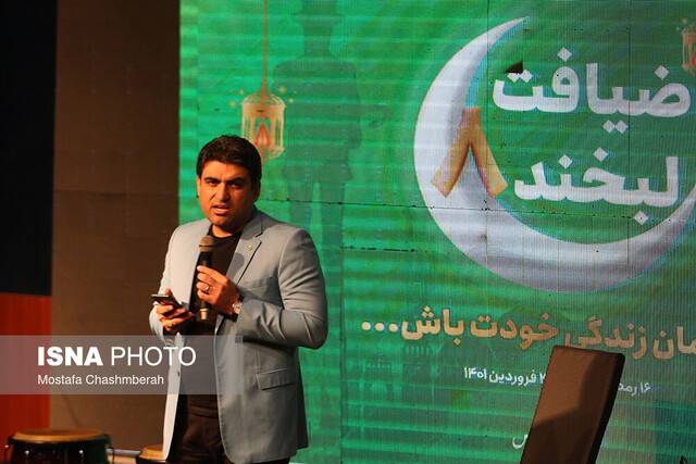 سفره «ضیافت لبخند»؛ میزبان دانش‌آموز مستعد کم برخوردار هرمزگان