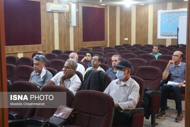 در جستجوی شهر؛ جستاری در هویت شهری بندرعباس معاصر