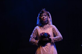 تئاتر اقتباسی عروس مردگان در بندرعباس