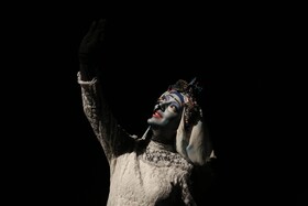 تئاتر اقتباسی عروس مردگان در بندرعباس