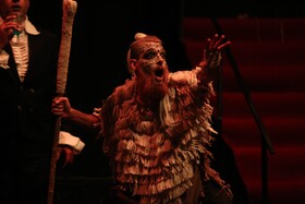 تئاتر اقتباسی عروس مردگان در بندرعباس