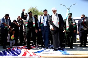 راهپیمایی ۱۳ آبان در بندرعباس و کیش