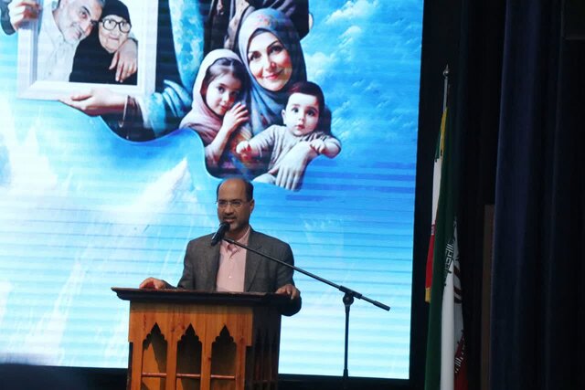بانوان هرمزگانی خود را برای کارهای بزرگ و تحولی آماده کنند بانوان هرمزگانی خود را برای کارهای بزرگ و تحولی آماده کنند