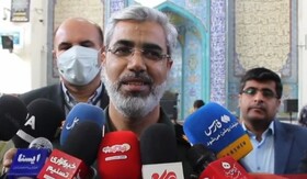 ملت ایران پای ارزش‌های انقلاب ایستاده‌اند