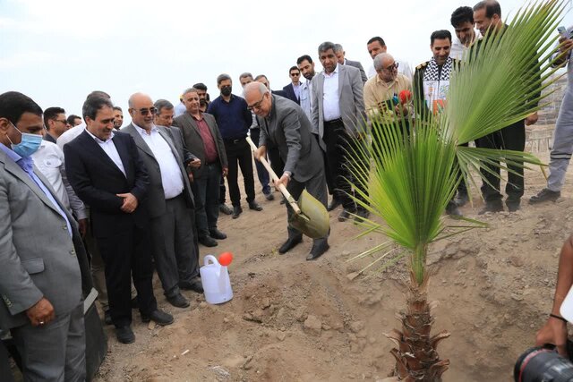 صنایع موظف به گسترش فضای سبز و کاهش آلایندهها هستند