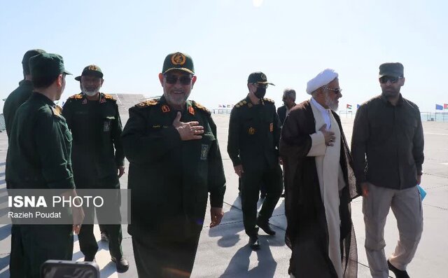 رژه دریایی؛ تجدید پیمان ملت ایران در دفاع از قدس و حقوق مظلومان