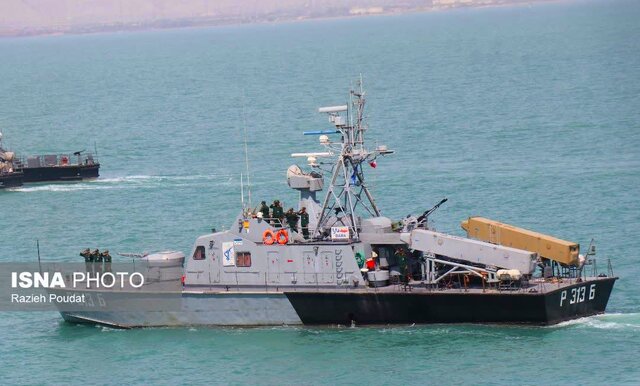 رژه دریایی؛ تجدید پیمان ملت ایران در دفاع از قدس و حقوق مظلومان