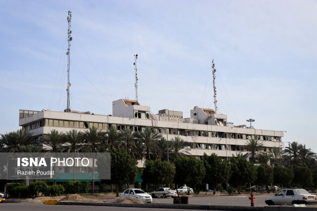 ادامه عملیات نجات هلالاحمر هرمزگان پس از انفجار بندر شهید رجایی ادامه عملیات نجات هلالاحمر هرمزگان پس از انفجار بندر شهید رجایی