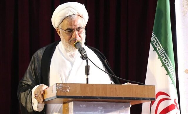 تقدیر از کارگران و تأکید بر حمایت آنها؛ از همبستگی ملی تا رفع مشکلات معیشتی