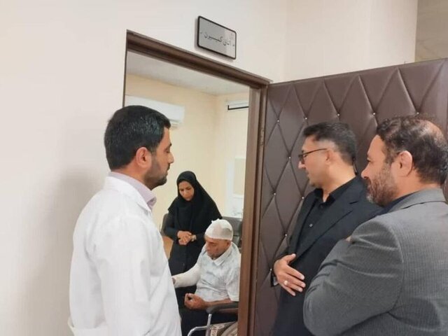 بازدید رئیس کل دادگستری هرمزگان و دادستان بندرعباس از پزشکی قانونی استان