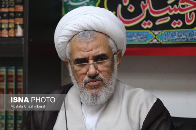 تاکید امام جمعه بندرعباس بر توسعه آموزش بومی