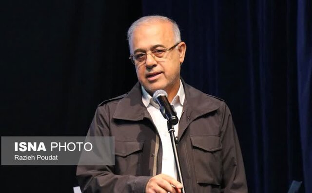 ایستادگی شهیدان در برابر ظلم مایه سربلندی ملت ایران است ایستادگی شهیدان در برابر ظلم مایه سربلندی ملت ایران است