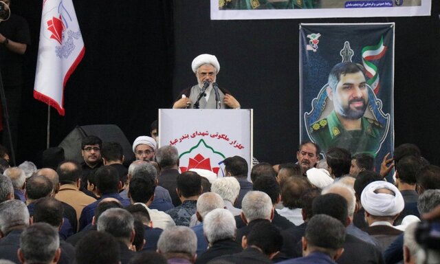 تشییع باشکوه شهید آذربادگان؛ نمایش وفاداری مردم بندرعباس به آرمان‌های انقلاب