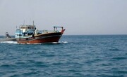 توقیف شناور حامل کالای قاچاق ۹۶ میلیارد ریالی در آب‌های قشم