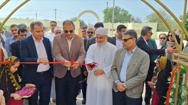 افتتاح مدرسه ۱۲ کلاسه فاطمیه در بندر لنگه  