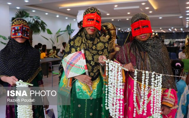 آغاز جشنواره شکرگزاری انبه و یاسمین در میناب