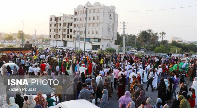 آغاز جشنواره شکرگزاری انبه و یاسمین در میناب