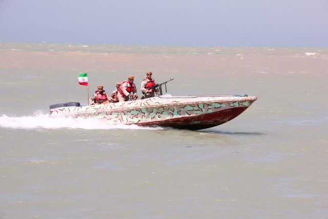 کشف محموله کالای قاچاق در آب‌های میناب