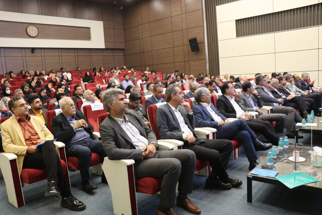 معاون استاندار: رشد جمعیت بدون توسعه زیرساخت‌ها چالش‌ساز شده است