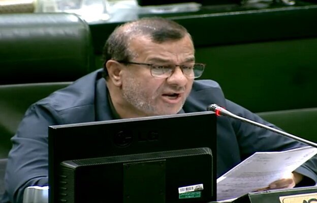 ۹۰ درصد مناطق غرب هرمزگان تا پایان سال جاری دارای زمین چمن خواهند شد