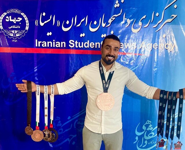 صعود یک هرمزگانی به سکوهای جهانی فیتمدل و رشته فیزیک