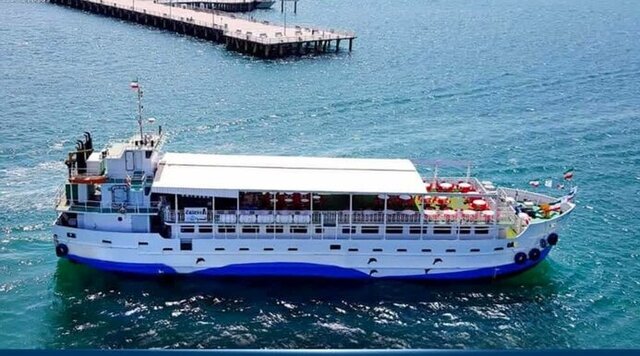 مدیر بنادر و دریانوردی کیش: تردد همه شناورها در این  جزیره متوقف شد