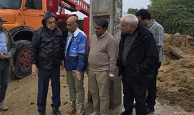 استاندار هرمزگان از مناطق آسیب‌دیده شبکه آب و فاضلاب بندرعباس بازدید کرد