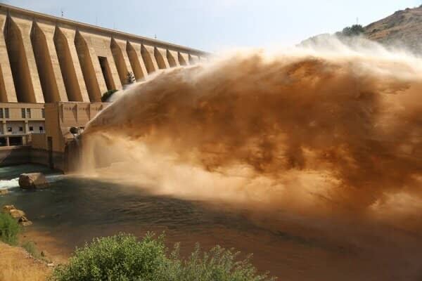 هشدار فرماندار میناب درباره بازگشایی دریچه سد استقلال