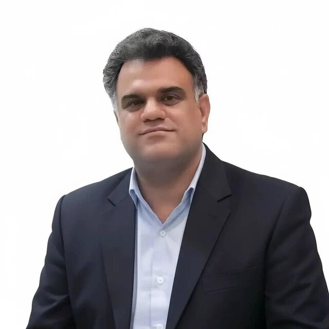 استاد دانشگاه هرمزگان پژوهشگر برگزیده کشوری شد