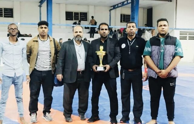 قهرمانی تیم کشتی شهرداری رودان در مسابقات پنج‌جانبه هرمزگان