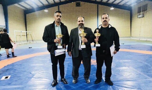 قهرمانی تیم کشتی شهرداری رودان در مسابقات پنج‌جانبه هرمزگان