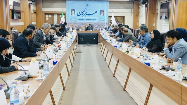 تاکید استانداری هرمزگان بر ضرورت شفافیت خدمات دولتی