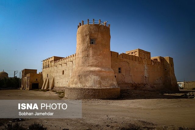 بررسی راهکارهای واگذاری بناهای تاریخی هرمزگان از طریق صندوق حفظ و احیا