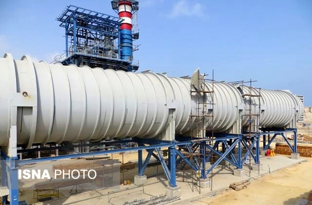 تصویر آرشیوی است ۳۰ هزار مترمکعب به ظرفیت آب شرب هرمزگان افزوده میشود