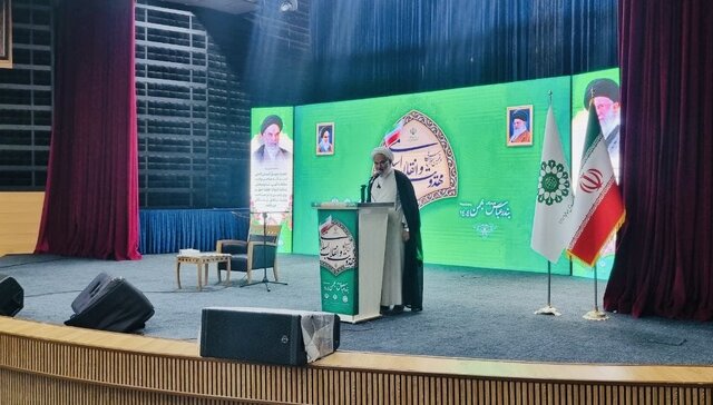 انقلاب اسلامی با تکیه بر اندیشه مهدویت، مسیر خود را با صلابت ادامه می‌دهد