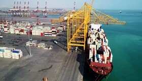 ترانزیت ۳۹۱ هزار تن کالا و جابه‌جایی بیش از ۱۸۰ هزار خودروی ترانزیتی از بنادر غرب هرمزگان