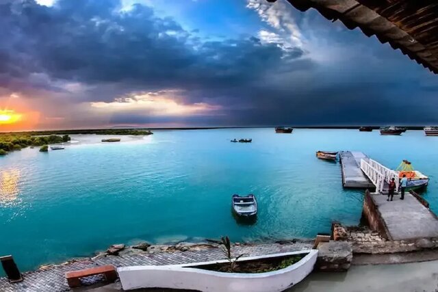 آسمان هرمزگان صاف تا کمی ابری و همراه با مه صبحگاهی