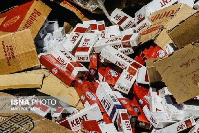 کشف بیش از ۶۵۵ هزار نخ سیگار قاچاق در بندرلنگه