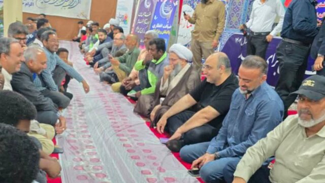 امام جمعه قشم: ضیافت افطار با حضور ۱۲۰۰ کارگر برگزار شد