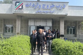 استاندار هرمزگان: با تمام توان در میدان دفاع و خدمت‌رسانی به مردم حضور داریم