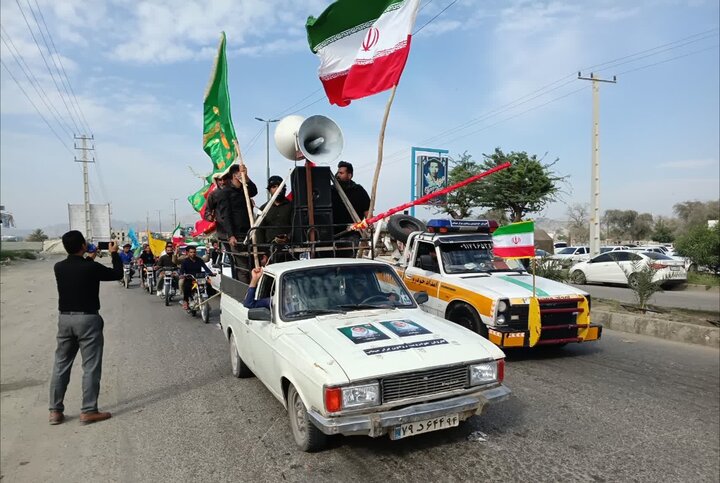 تجدید میثاق بیش از ۲ هزار نفر از مردم رودان با شهدای دانش‌آموز دبستان شجره‌طیبه میناب