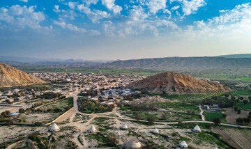 آغاز مطالعات مرمت بنای تاریخی «کلات بهده» در پارسیان