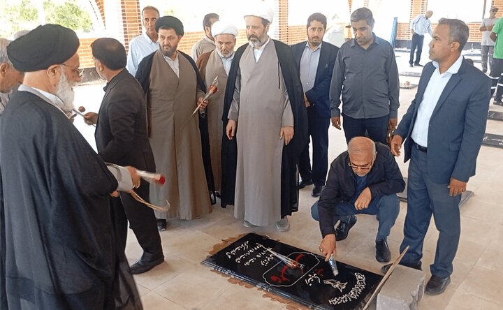 نماینده دفتر آیتالله سیستانی: خدمت به رزمندگان اسلام کمتر از حضور در خط مقدم نیست